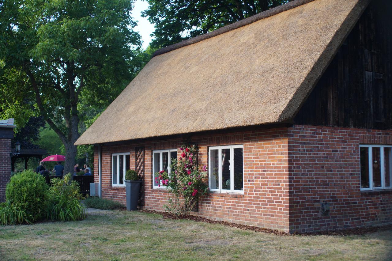 Hotel Landhaus Absalonshorst Groß Grönau Zewnętrze zdjęcie
